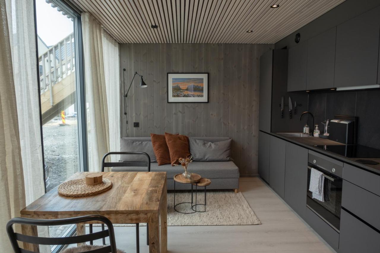 Modern Apartment In Henningsvær Esterno foto